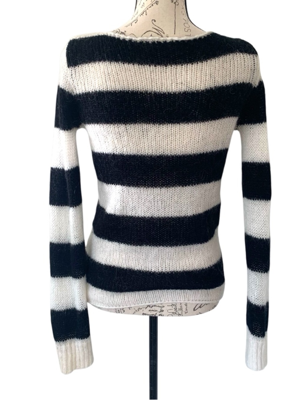 Brandy Melville John Galt Colette Striped Sweater Black & White Size S - Picture 6 of 11